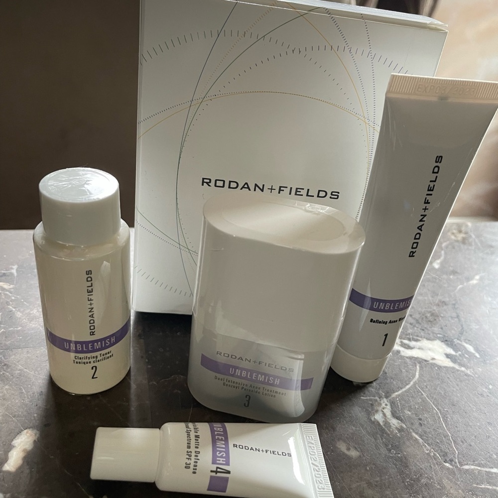 Rodan & Fields travel kit-Unblemish (seller exclusive)
